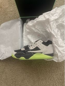 Jumpman Jack TR Chase B x Travis Scott 6Mens or 7.5Womens