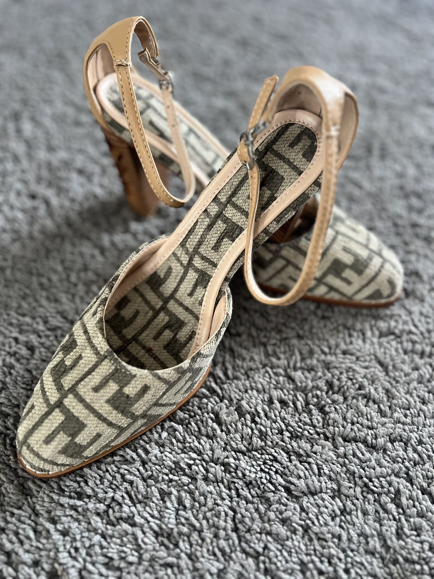 Woman Shoes Size 6.5