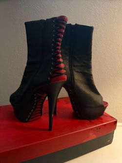 Leather corset pleasers open toe size 9