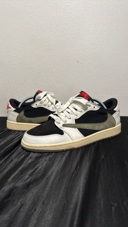 Jordan 1 low Travis Scott