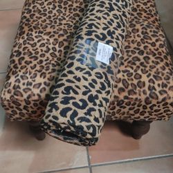 Cheetah Rug And Leopard Print Ottoman Foot Stool