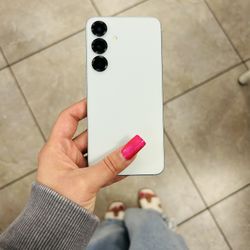 SAMSUNG S25 ATT/CRICKET