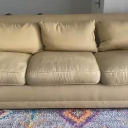 FREE Couch