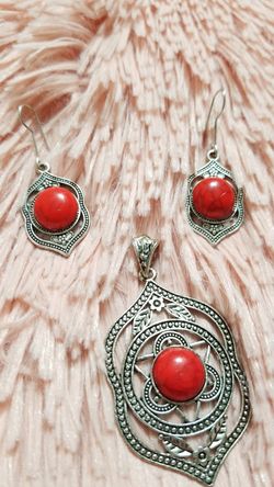 Red earrings and pendant