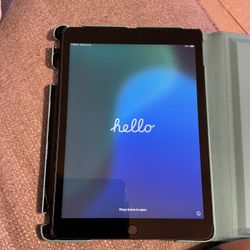 Apple 10.2-Inch iPad (9th Generation - 2021) - 256GB in Rotating Stand Cover with Pencil Holder