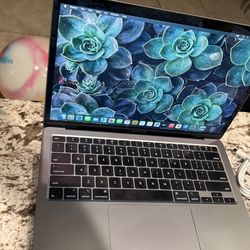 2020 13inch Apple MacBook Air with Fingerprint Sensor