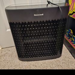 Honeywell - InSight HEPA Air Purifier, Extra-Large Rooms (500 sq.ft) - Black