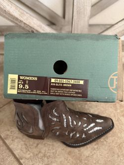 Womens 9.5 Brown Ankle Boots