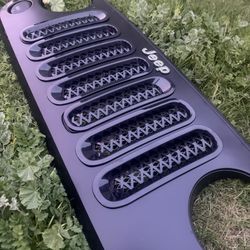 07-12 Jeep Wrangler Grill