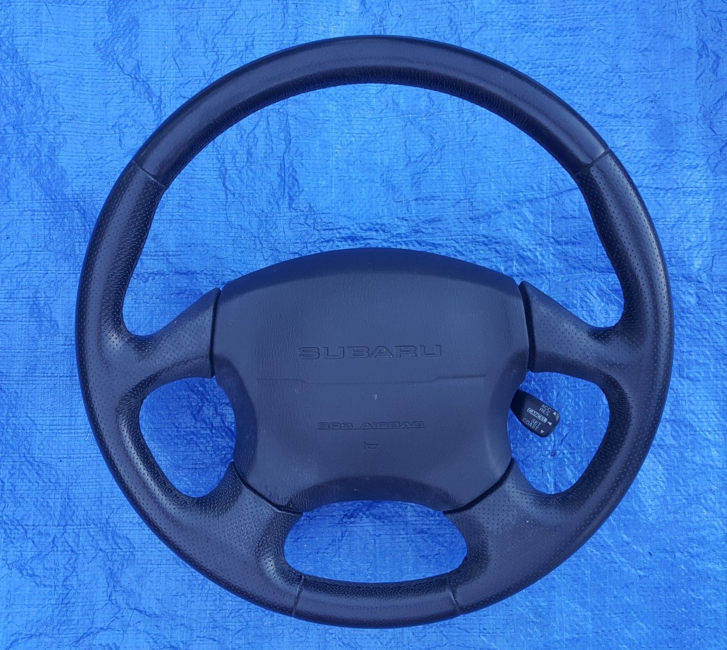 03 Subaru Legacy steering wheel leather