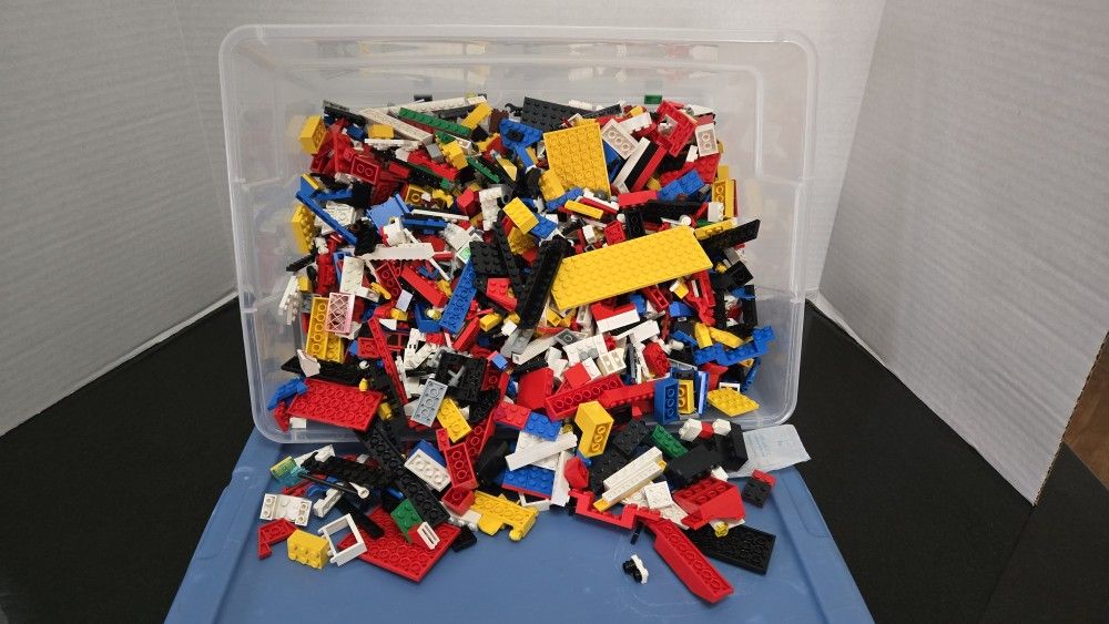Large LEGO Vintage Brick Collection (Mostly From The 1990's Era)