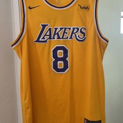 Kobe 8 Jersey 40$