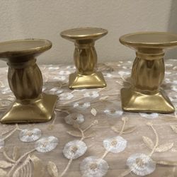Set of 3 Gold Ceramic Candleholders