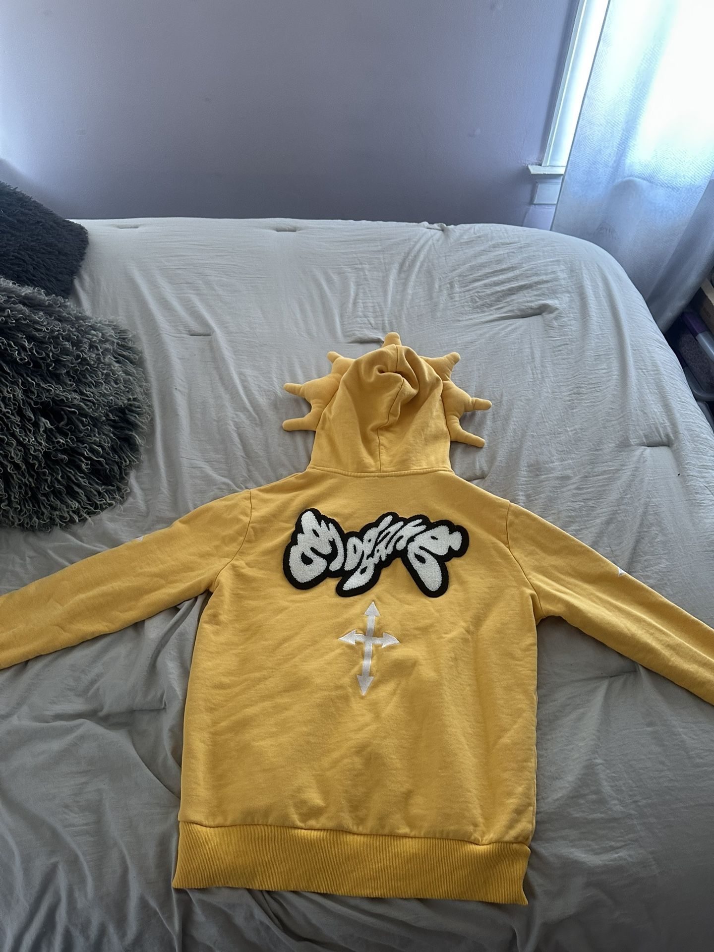 Glo Gang hoodie and Pillow