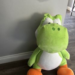 Giant yoshi