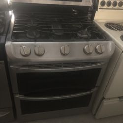 LG STAINLESS STOVE GAS 