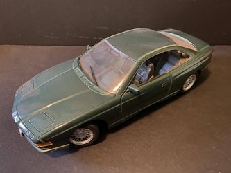 1/18 Diecast BMW 850i
