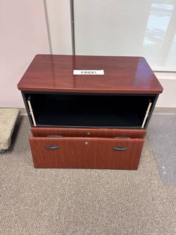 FREE OFFICE FURNITURE
