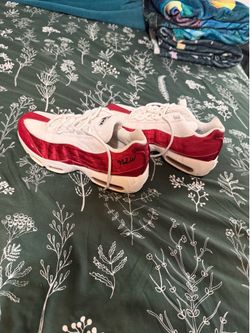 Air max 95 women’s 8