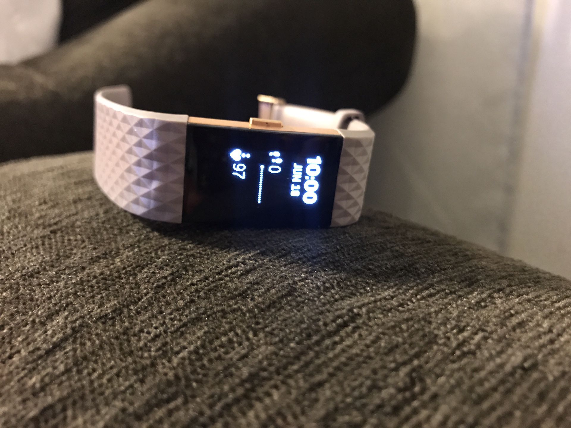 Fitbit Charge 2 special edition rose gold and lavender