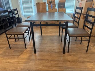 Dining Table + 4 chairs
