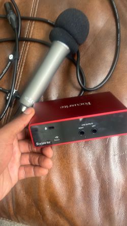 Audio interface and mic