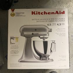 Kitchen Aid Mixer  4.5