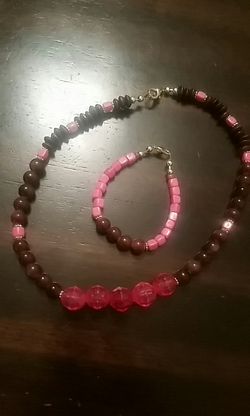 Handmade necklace/bracelet set