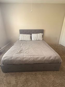 Queen bed w/ mattress, topper and full frame