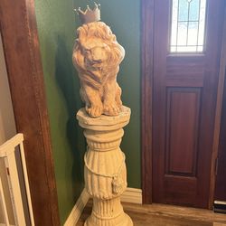 Ceramic Pillar and Lion