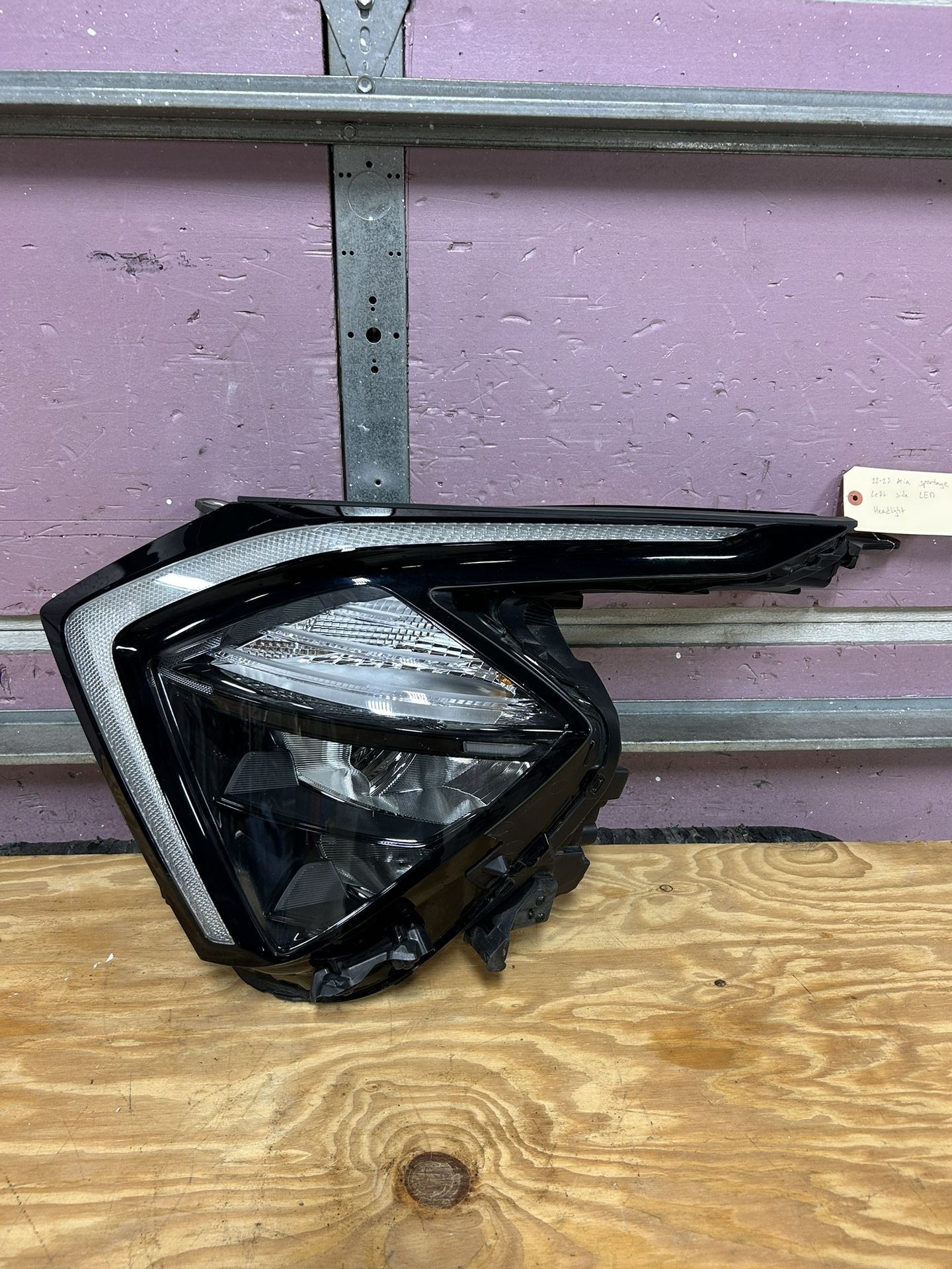 22-23 KIA Sportage Left Side LED Headlight OEM