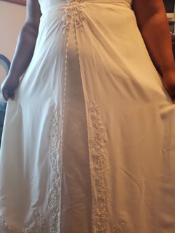Size 26 Wedding Dress- David’s Bridal Thumbnail