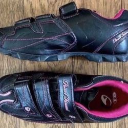 WOMENS PEARL IZUMI CYCLING SHOES