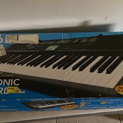 Electronic Keyboard CASIO CTK 1100