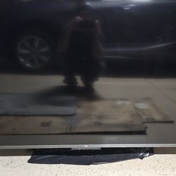 65 Inch Amazon Omni Fire Smart TV NEW without Box LOOK!!!