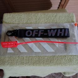 Nnew * Off WHITE *INDUSTRIAL  KEYCHAIN (I Live In City of Van Nuys)