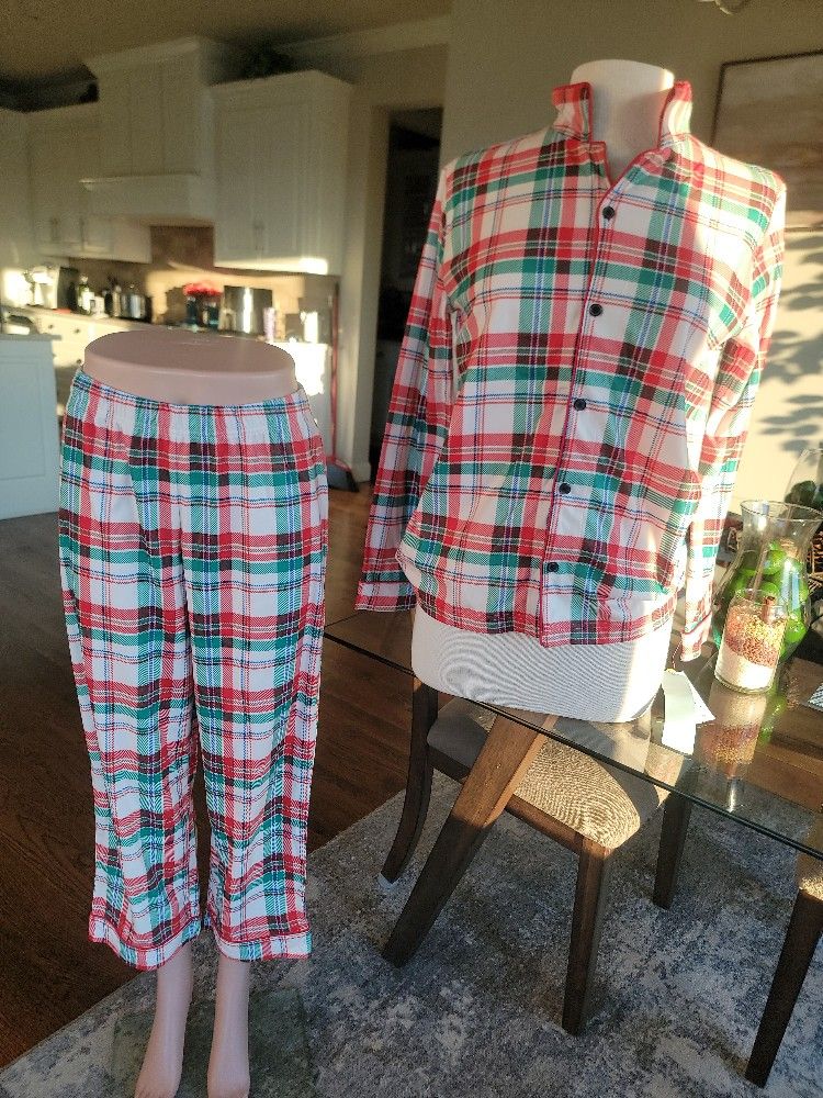 Kids L Flannel Pajama Set. Cat & Jack. 100% Recycled Polyester.