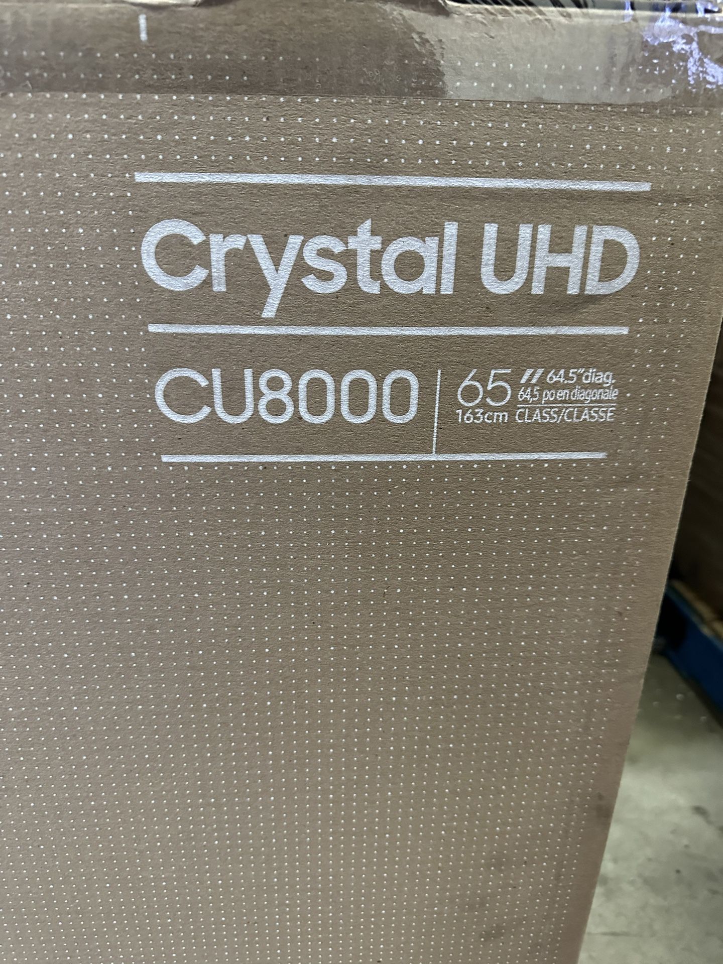 SAMSUNG 65-Inch Class Crystal UHD 4K CU8000 Series PurColor,Object Tracking Sound Lite, Q-Symphony, Motion Xcelerator, Ul