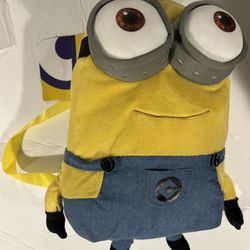 Despicable Me Minions 14" Plush Backpack - Yellow NEW NWT