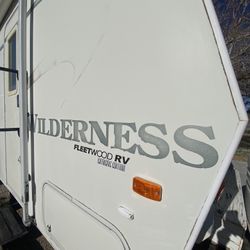 For Sale 2004 Wilderness Light