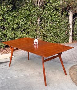 West Elm Mid Century Modern Expandable Dining Table β Acorn Wood