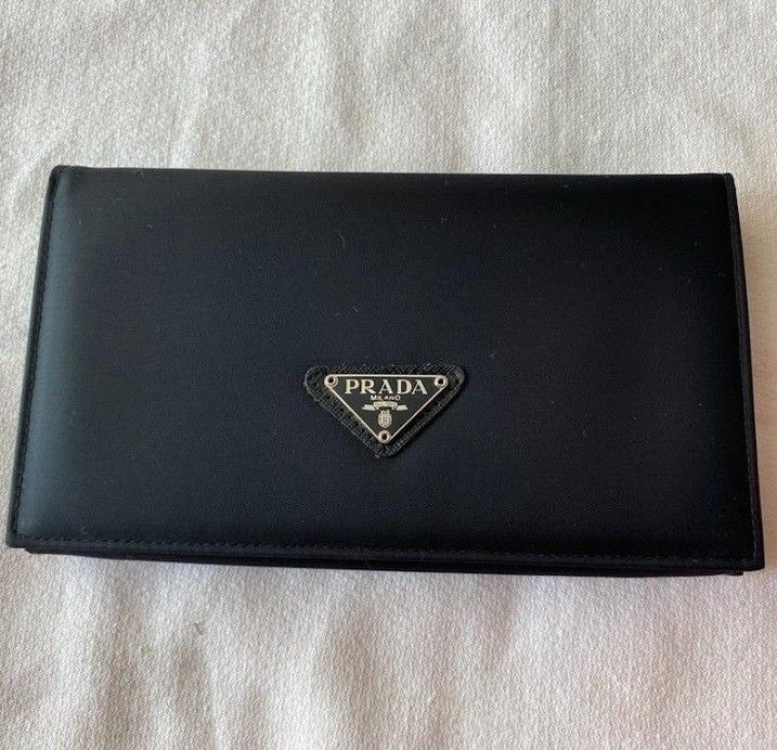 Vintage PRADA Milano Wallet(New)