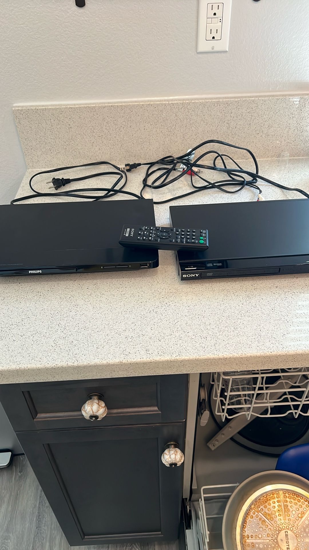 DVD Players 2 Sony And Philips