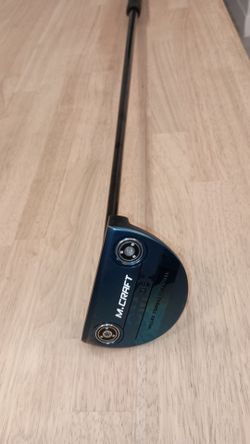 Mizuno center shafted putter