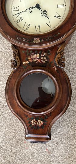 Ethan Allen Dark Floral Hanging Clock Never displayed, smoke free home Beautiful Clock!