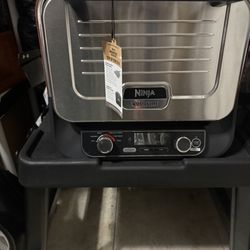 New Ninja Pizza Oven With Table 