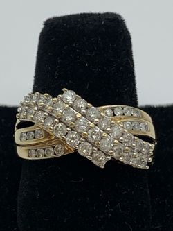 Ladies diamond cluster ring #29880