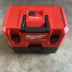 M12 Milwaukee Wet/dry Vacuum Tool Only 