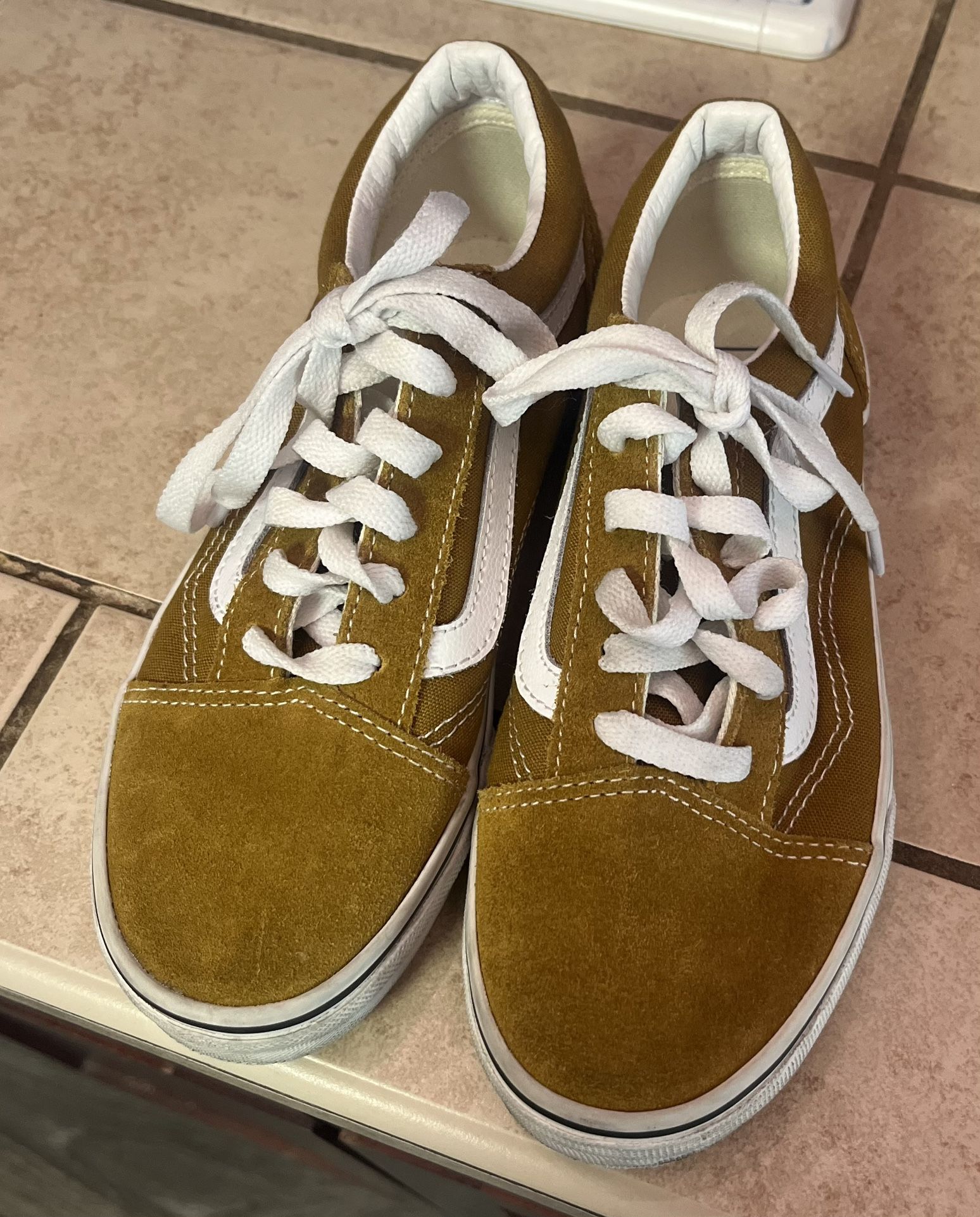 Vans (AVAILABLE)