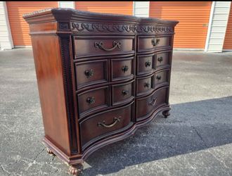 😍🥰Disney 8-Drawer Dresser🥰😍